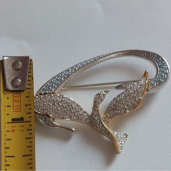 Vintage 1999 Swarovski Flying Bird Freedom Brooch Pin Crystal Paved Two Tones - Picture 9 of 9